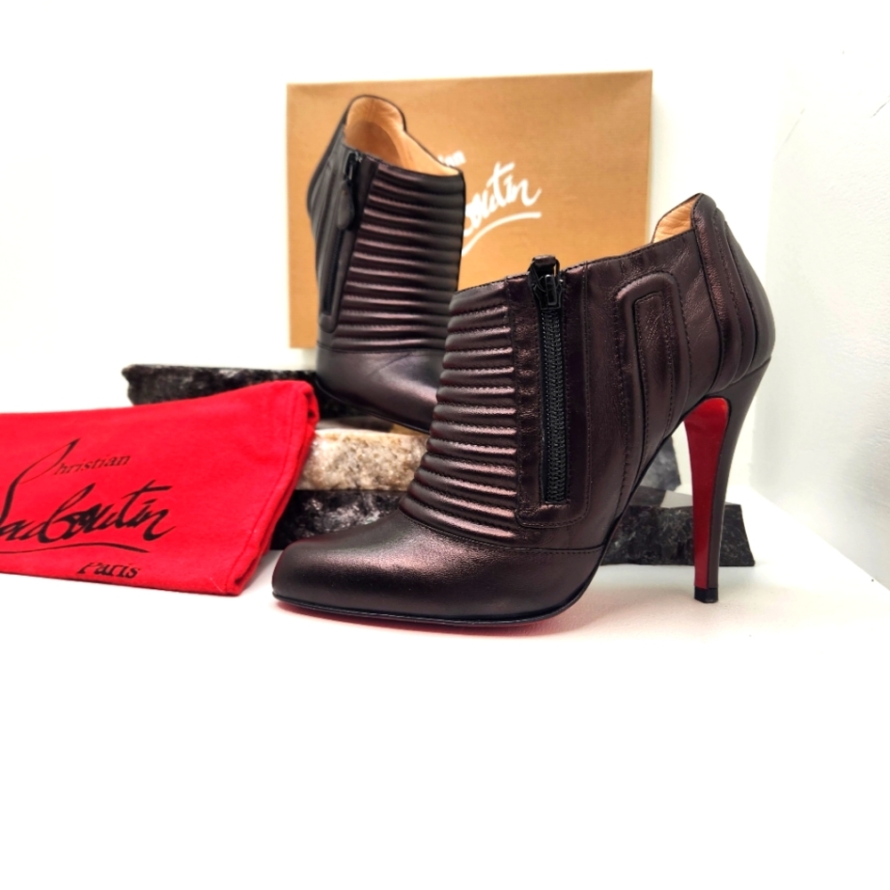 New Christian Louboutin Low Boots